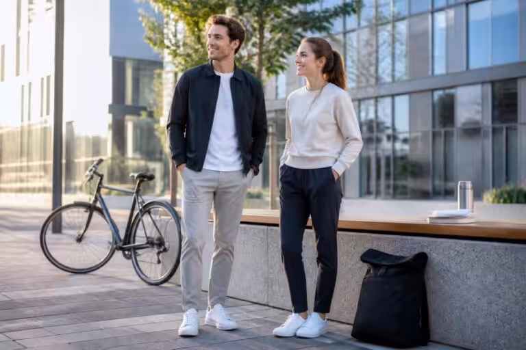 découvrez le pantalon confortable de decathlon, l'alternative parfaite au jean pour la rentrée. alliez style et confort avec cette pièce tendance qui révolutionne vos tenues quotidiennes.